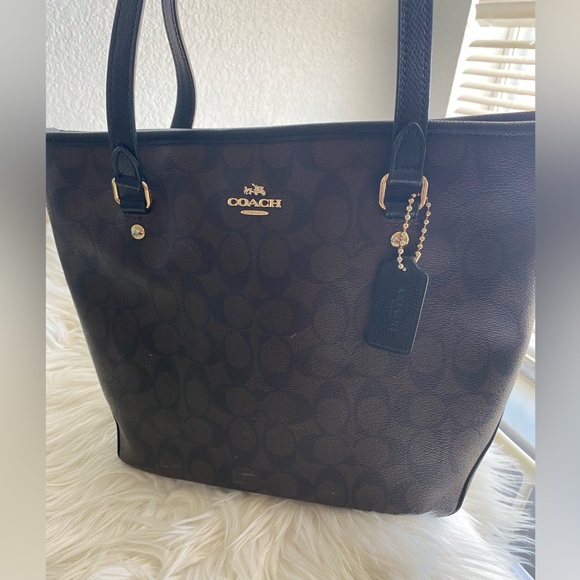 ✨coach tote monogram bag✨ - Picture 6 of 10